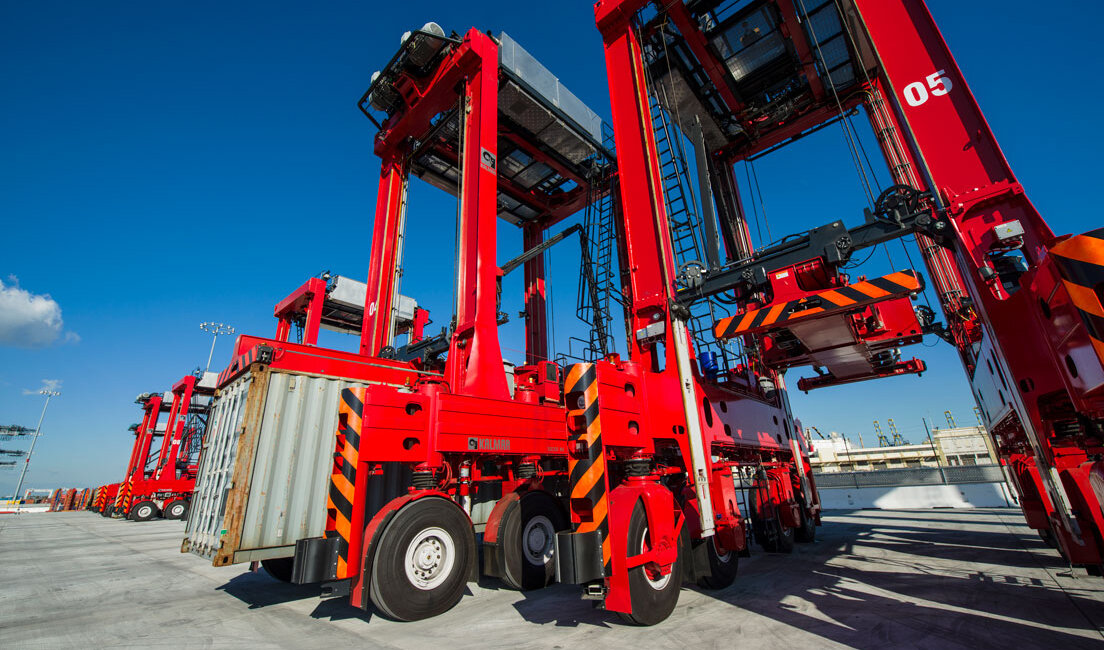 Top-quality care for Kalmar hybrid straddle and shuttle carriers