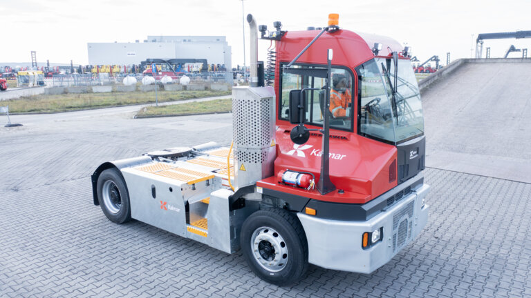Meet the Kalmar TT7 Terminal Tractor