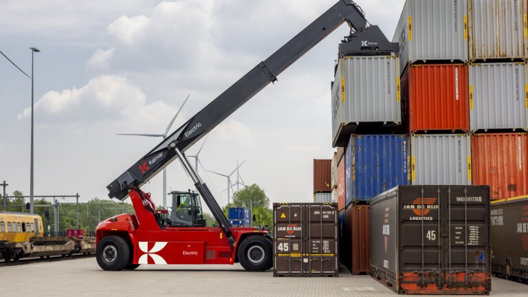 Reachstackers