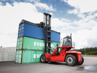Vollcontainerstapler